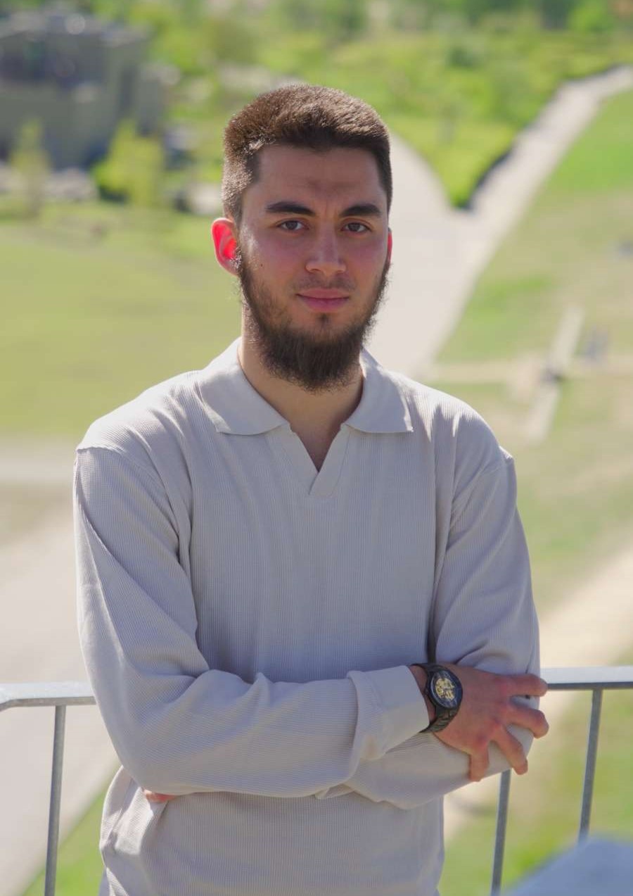 Enis